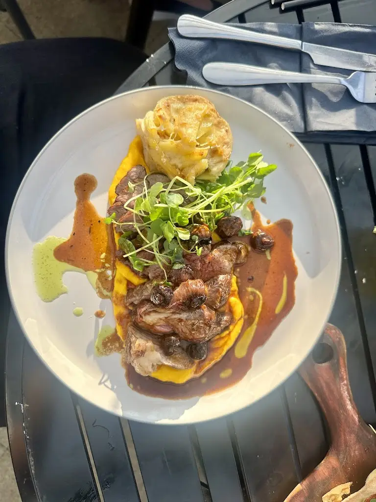 Nick Christensen_The Manor Garsington_Garsington_review