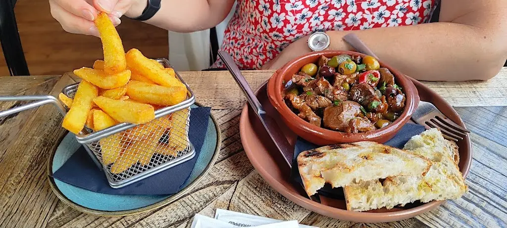 Robert Gavin_The Manor Garsington_Garsington_review