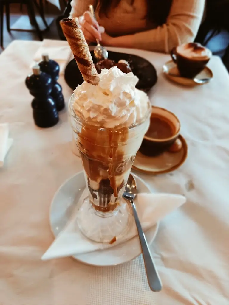 Menu_La Bella Vita _Garforth_image_1