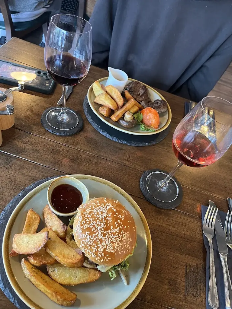 Menu_Scott's Bistro_Freckleton_image_1