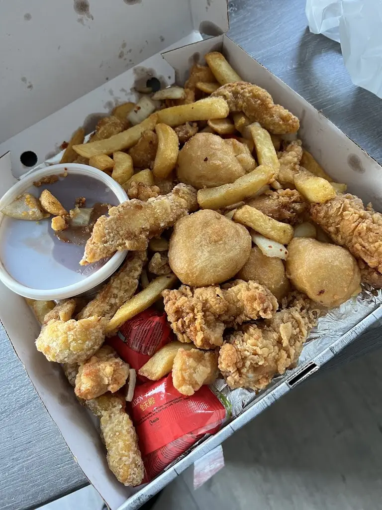 Rainbow House Chinese Takeaway_Freckleton_slider_image_3