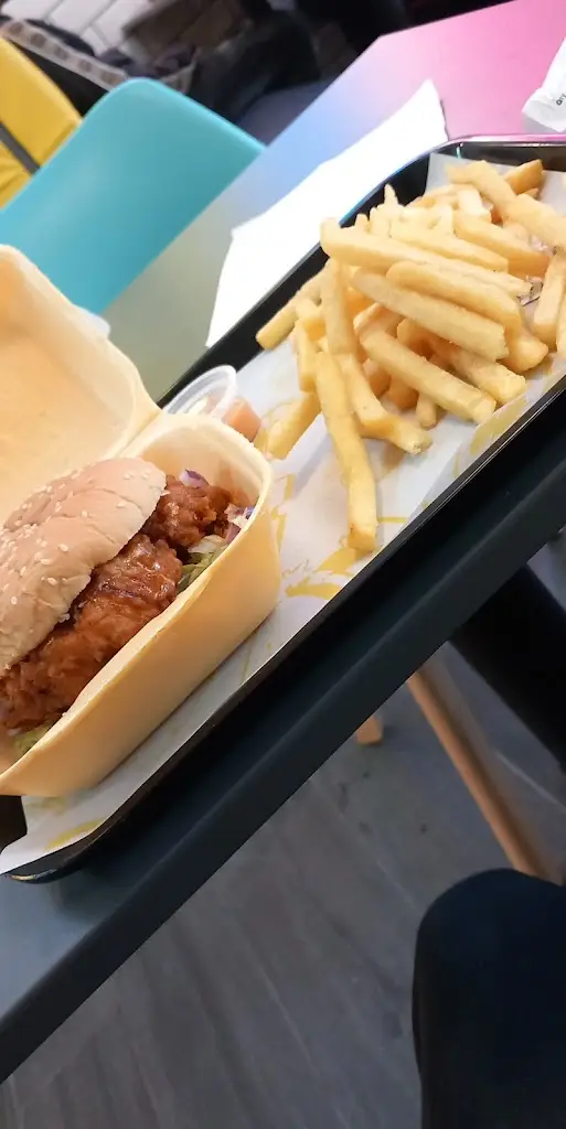 Menu_Burger & Flame_Aston_image_7