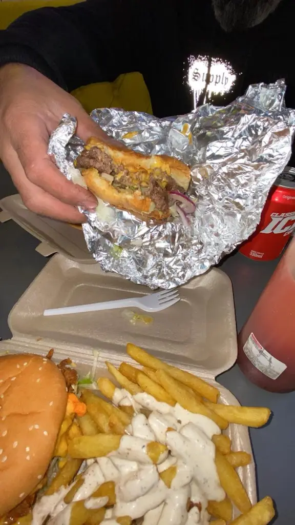 Shariq Nasrulla_Burger & Flame_Aston_review