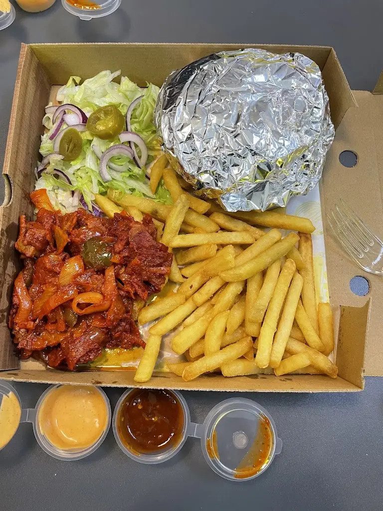 Burger & Flame_Aston_slider_image_3