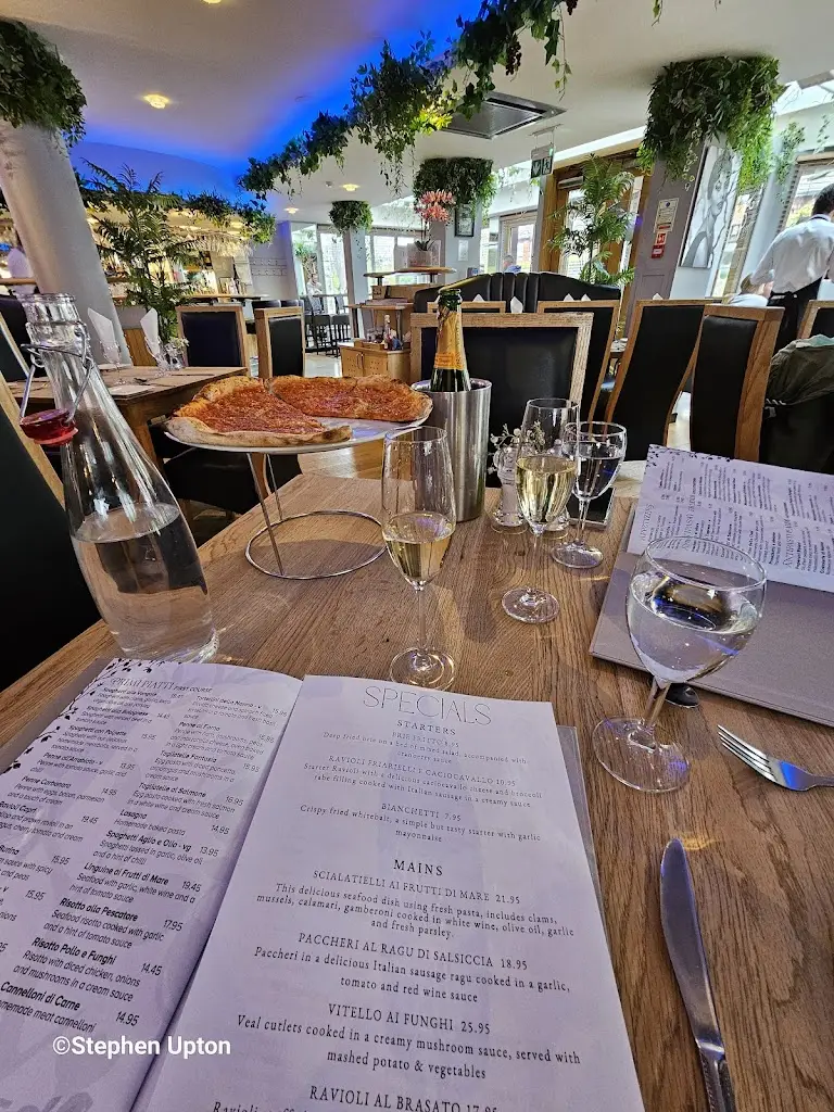 Menu_Sorrento_Formby_image_3