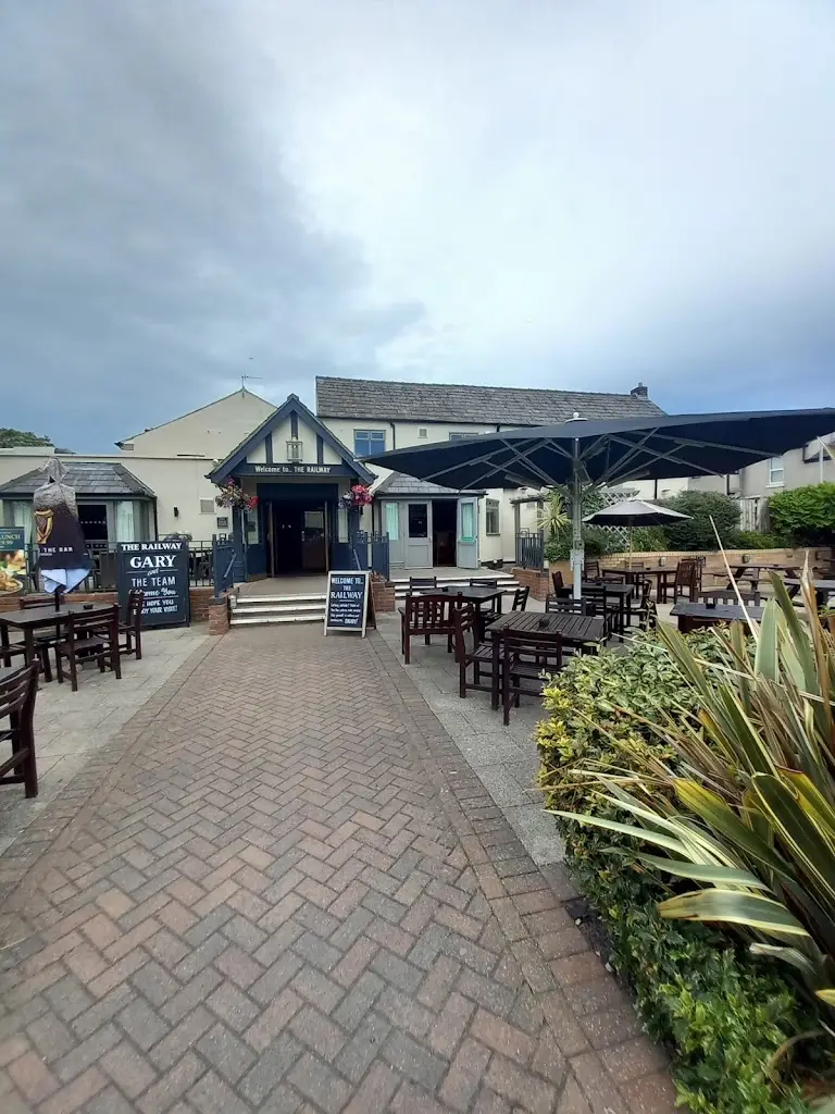 Martin Edwards_The Railway_Formby_review