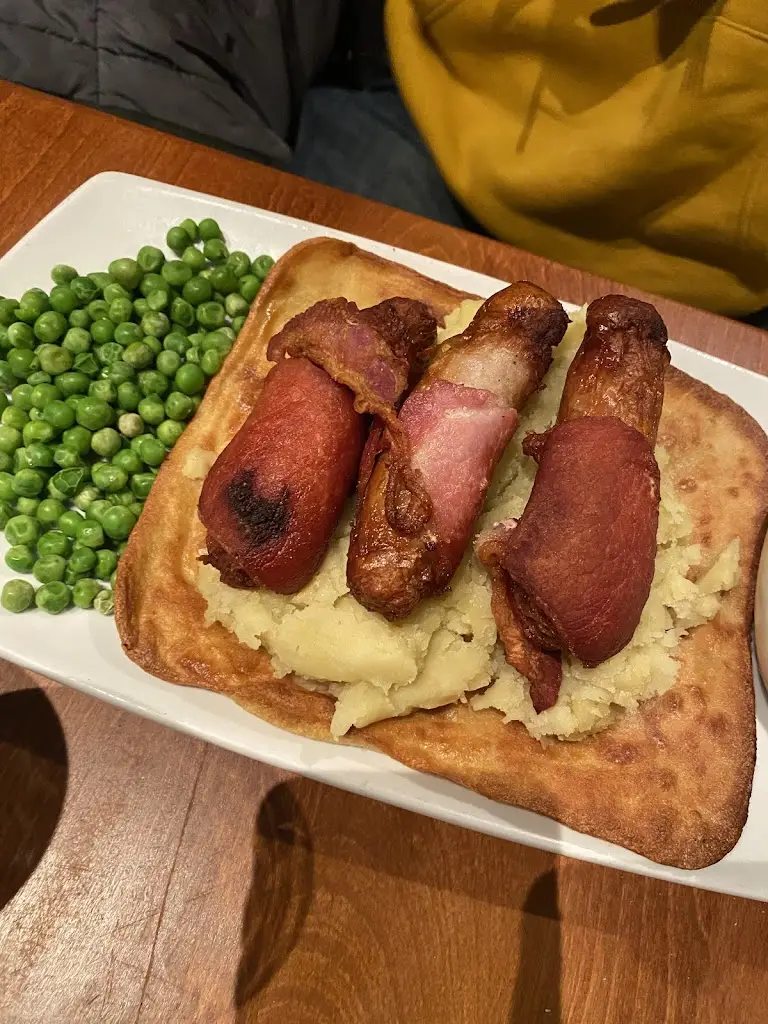 Alena_Grapes Hotel Formby_Formby_review