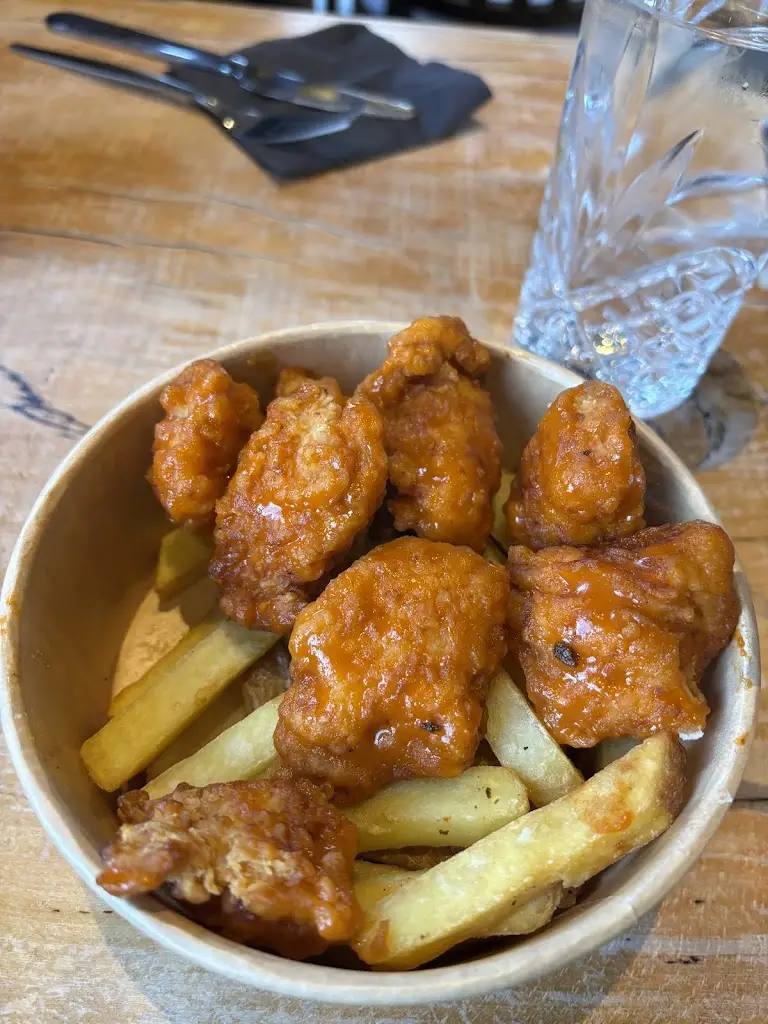 Jamie Rae_Lux37_Formby_review