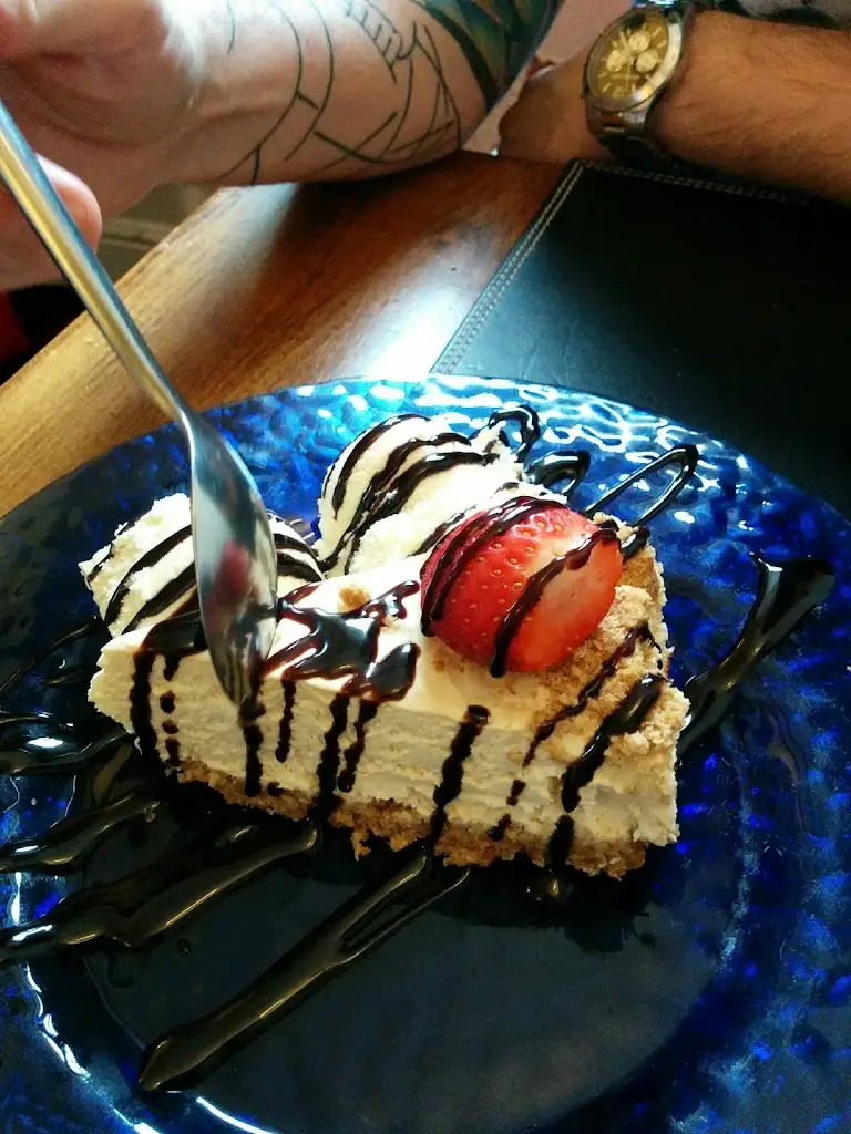 The Old Black Lion_Gedney Hill_slider_image_3