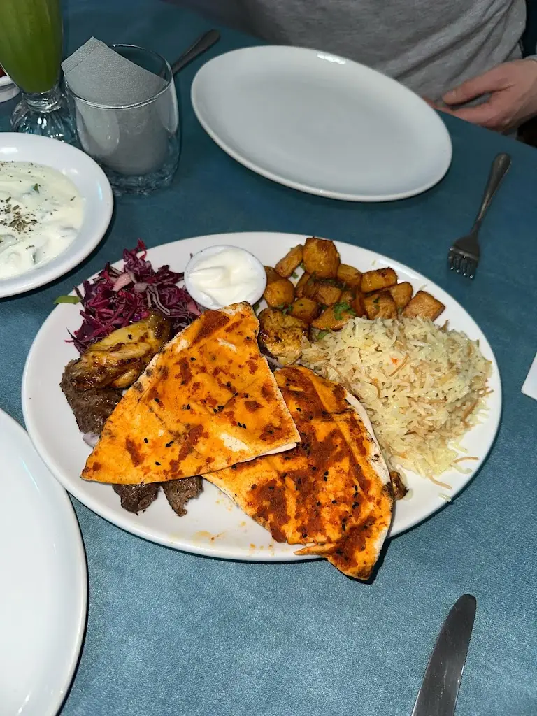 Chris Dewsbury_Syriana Restaurant_Aston_Bewertung