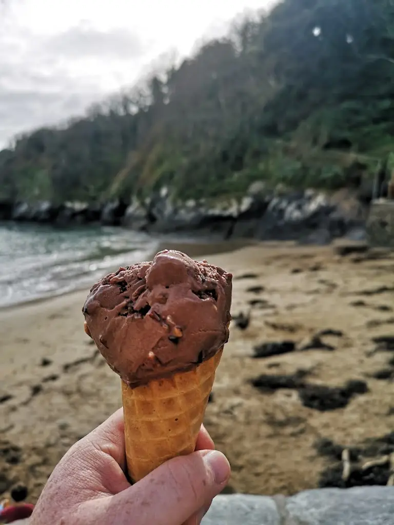 Menu_Readymoney Beach Shop_Fowey_image_6