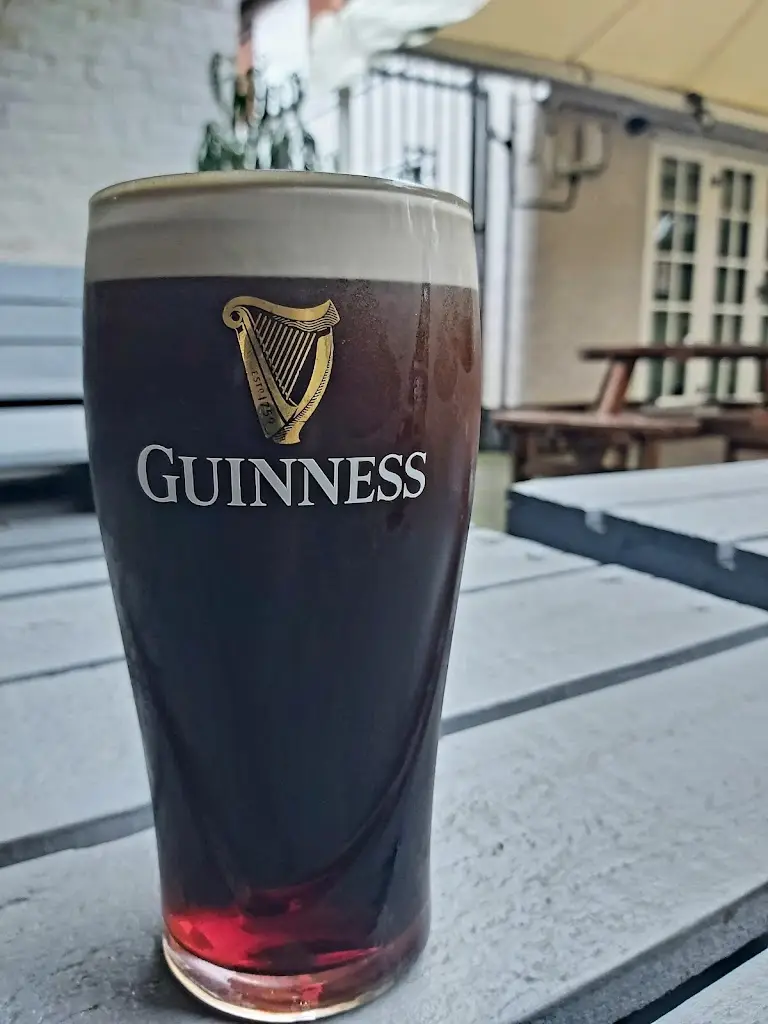 The Dog & Partridge_Alcester_slider_image_1