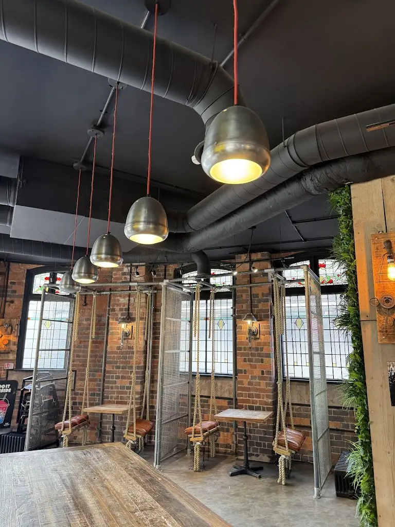 Ridwan Tarafdar_BRGRI Birmingham_Aston_recensione