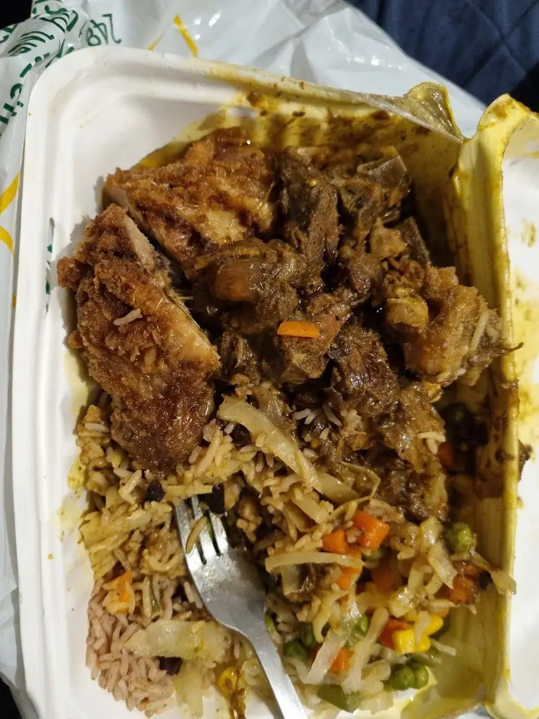 jade reid_K's Caribbean Taste_Aston_reseña