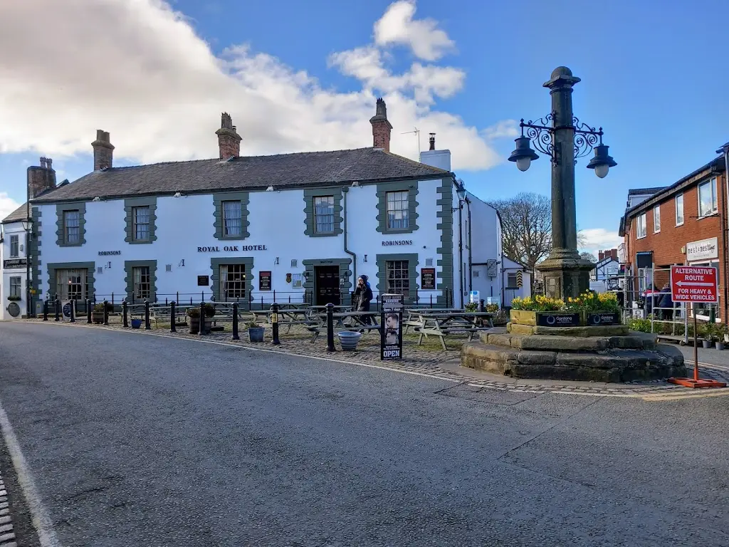 Valerie Hinchliffe_Royal Oak Hotel, Garstang_Garstang_reseña