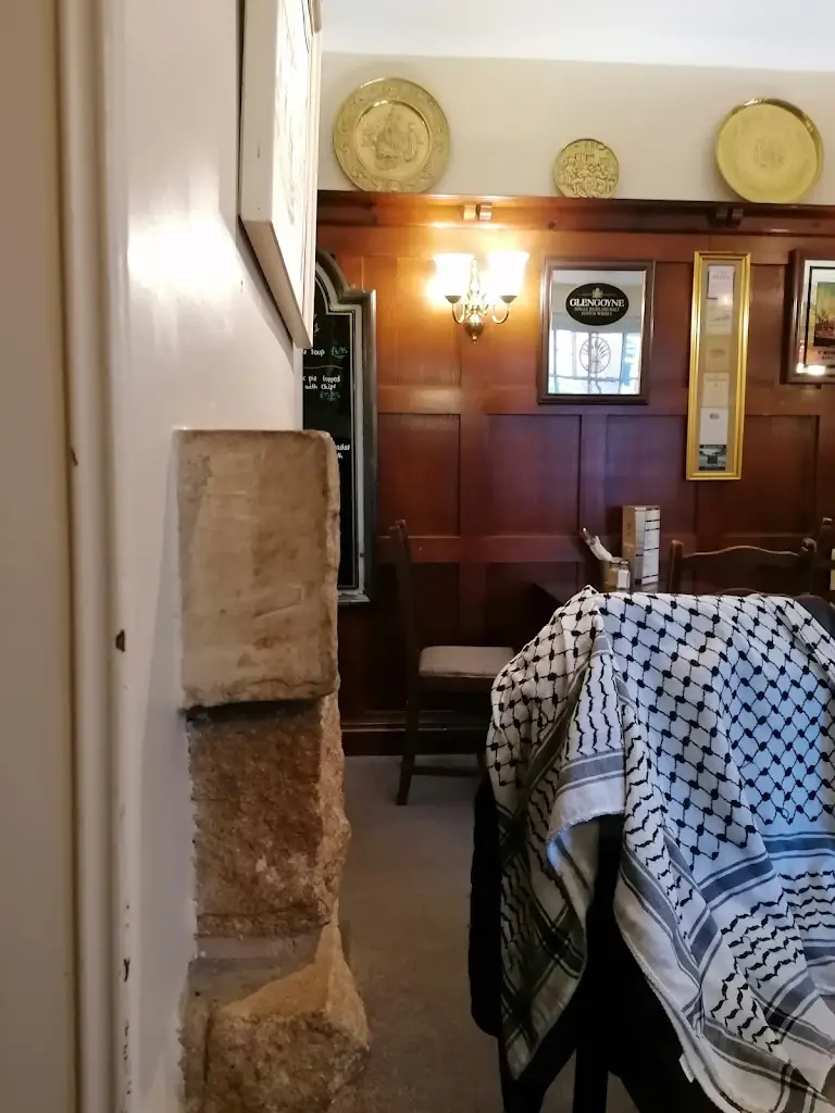 Ergun Sahillioglu_Royal Oak Hotel, Garstang_Garstang_reseña