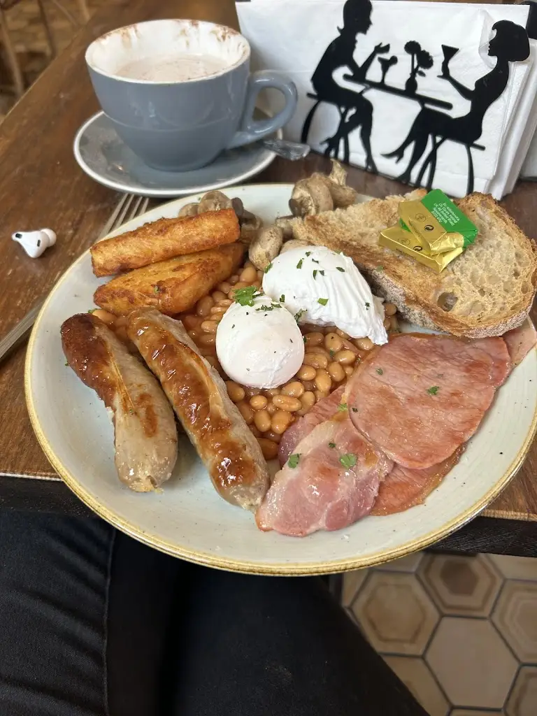 Sophie muddiman_Jack and Alice - Gerrards Cross_Gerrards Cross_review