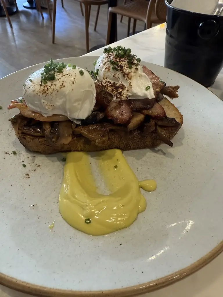 Simon Duberley_Fego Gerrards Cross_Gerrards Cross_avis