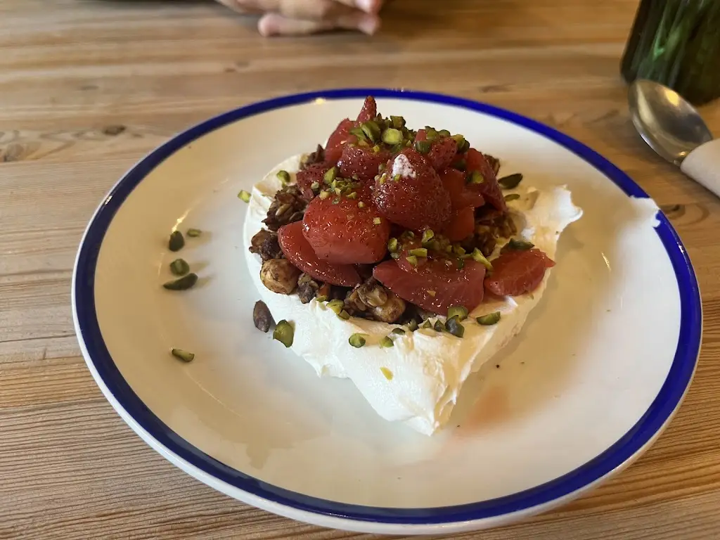 Apple Tree Gerrards Cross_Gerrards Cross_slider_image_3