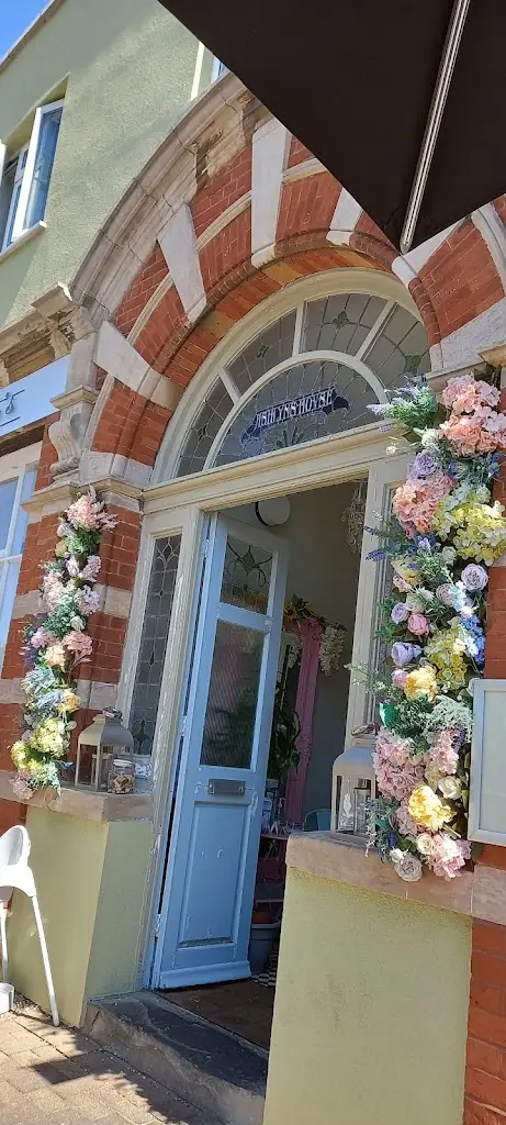 Kim Rich_Different Restaurant_Frinton-on-Sea_review