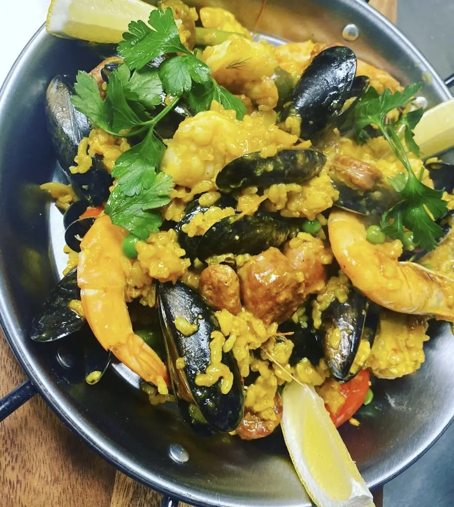 Different Restaurant_Frinton-on-Sea_slider_image_3