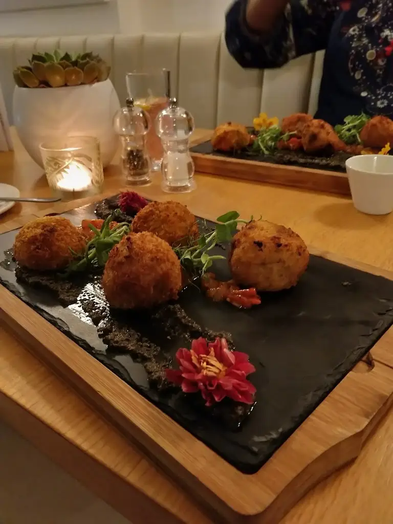 Menu_Avenue Bistro_Frinton-on-Sea_image_9