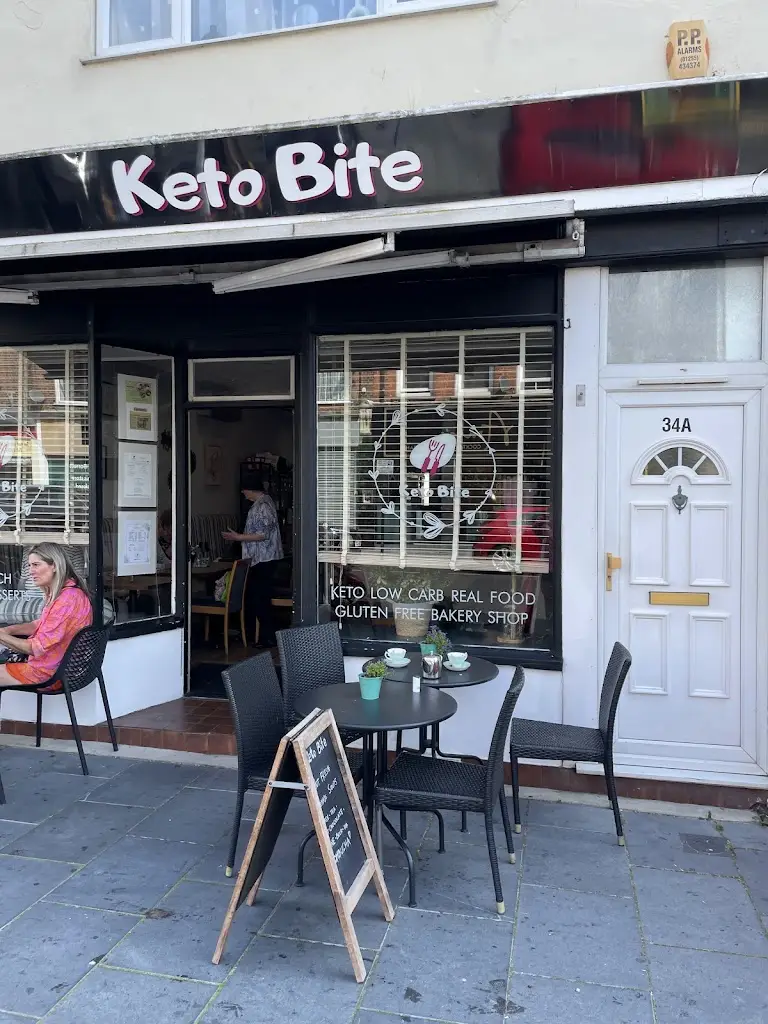 Simona Ferro_Keto Bite UK_Frinton-on-Sea_review