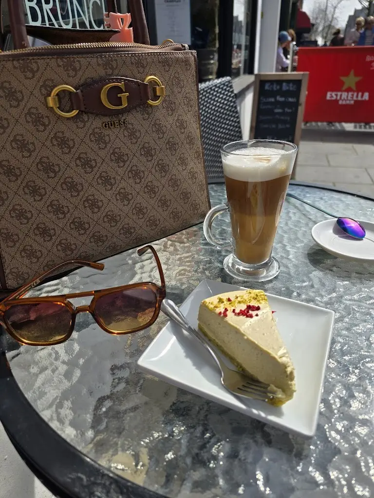 Mona_Keto Bite UK_Frinton-on-Sea_review