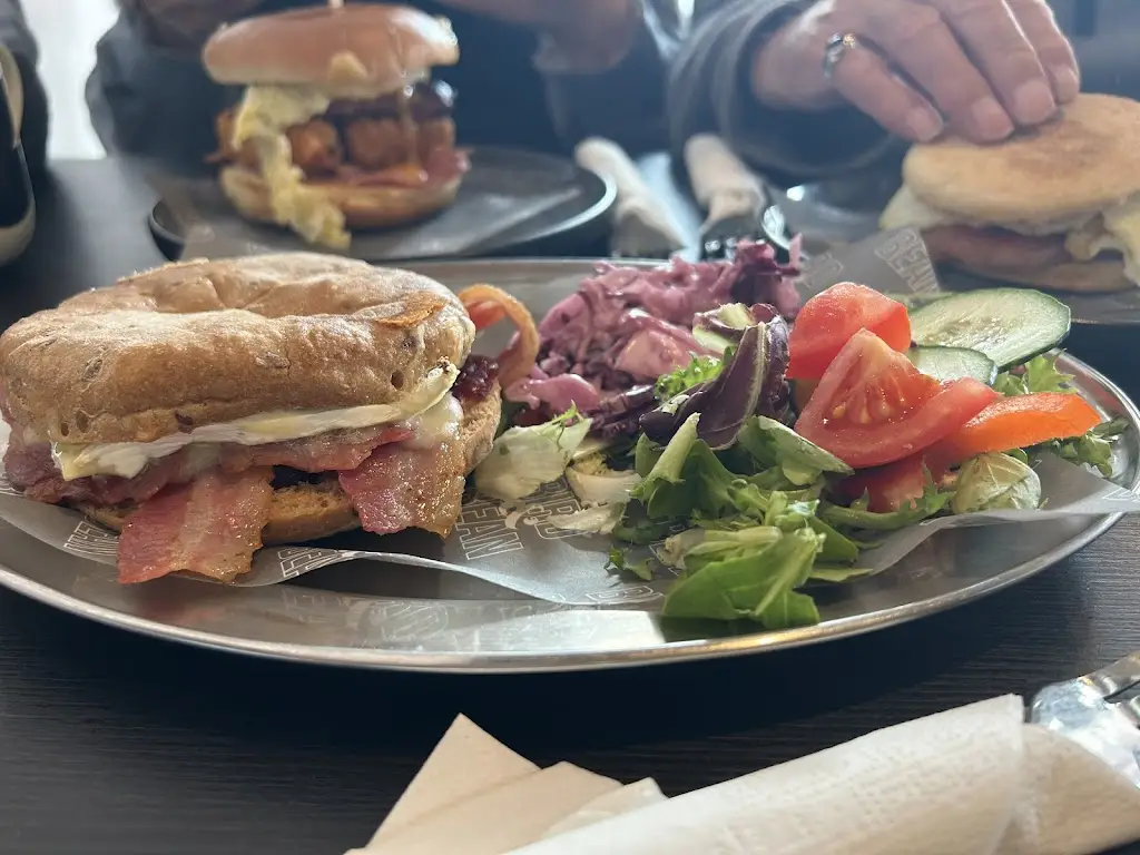 E W_Bird & Bean_Frinton-on-Sea_review