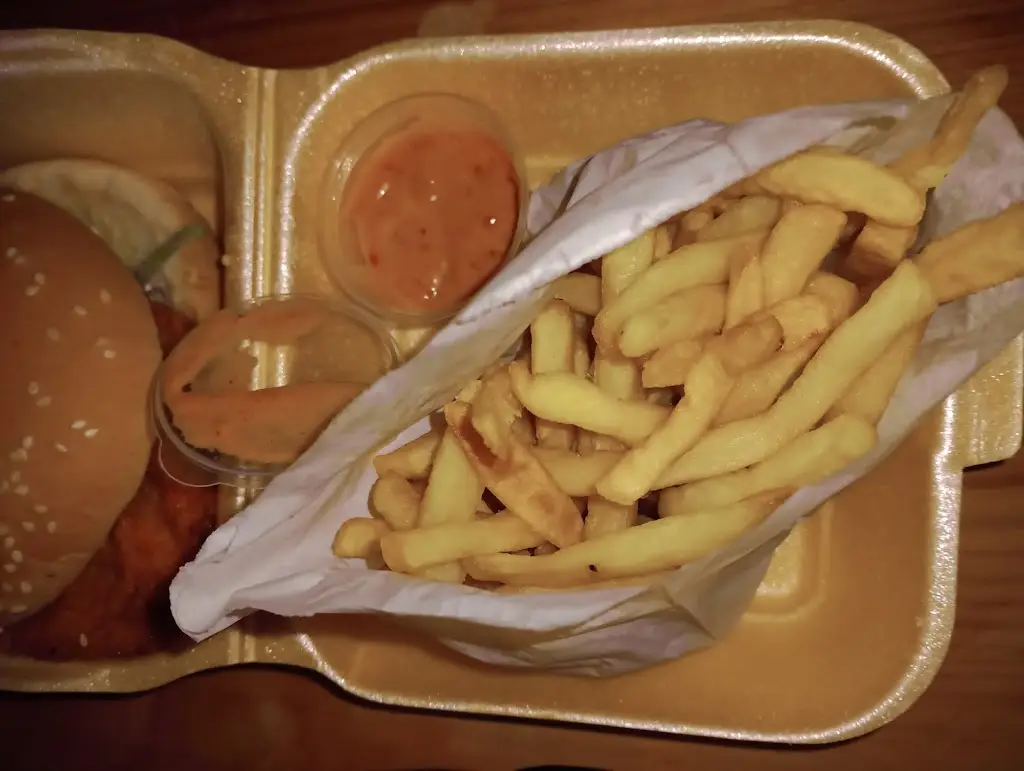 Qoldie_Dixy Chicken_Aston_review