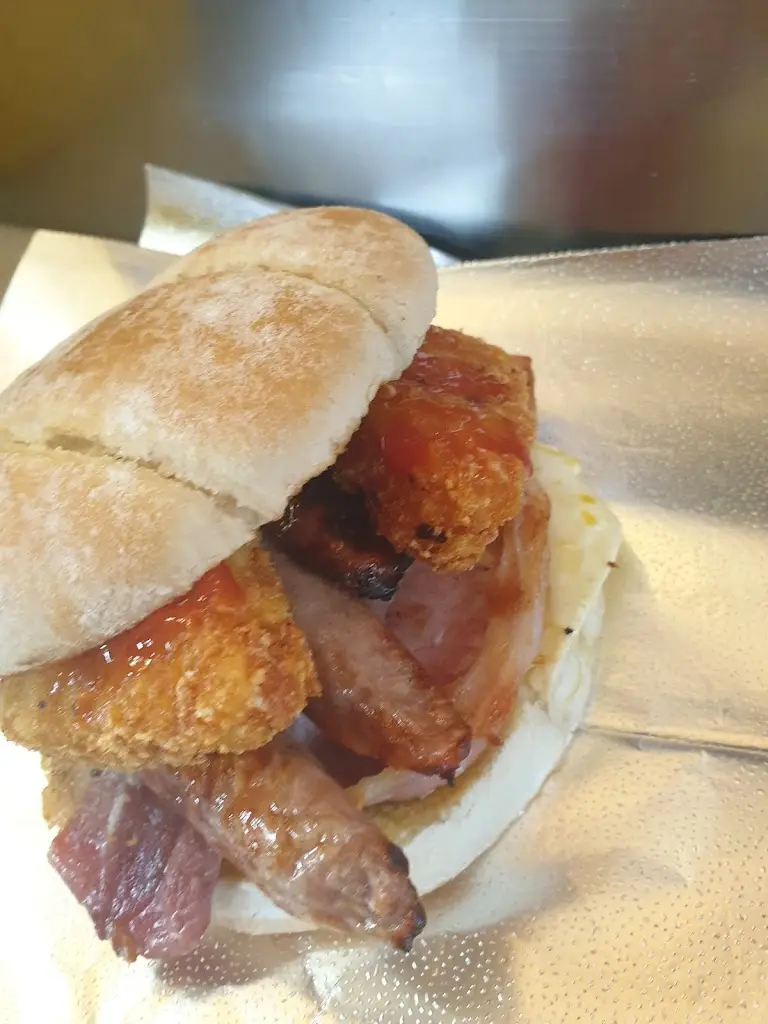 19 to Go_Frinton-on-Sea_slider_image_3