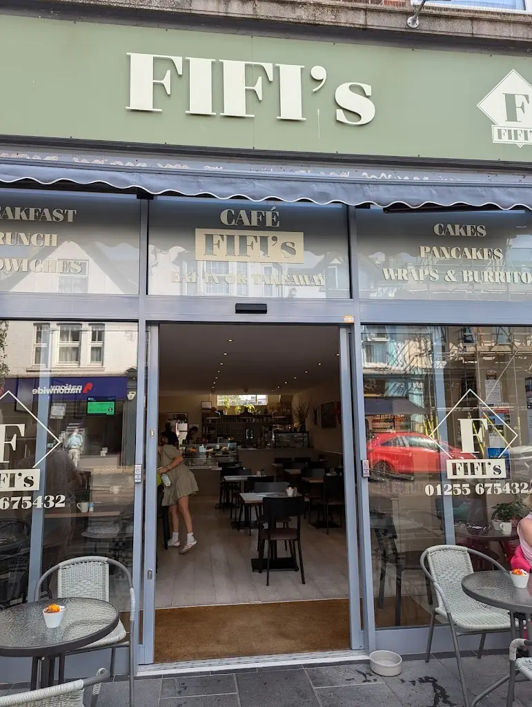 Fifi's_Frinton-on-Sea_slider_image_3