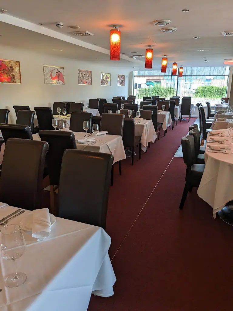 Chef's Flavour Glenfield restaurant in Glenfield