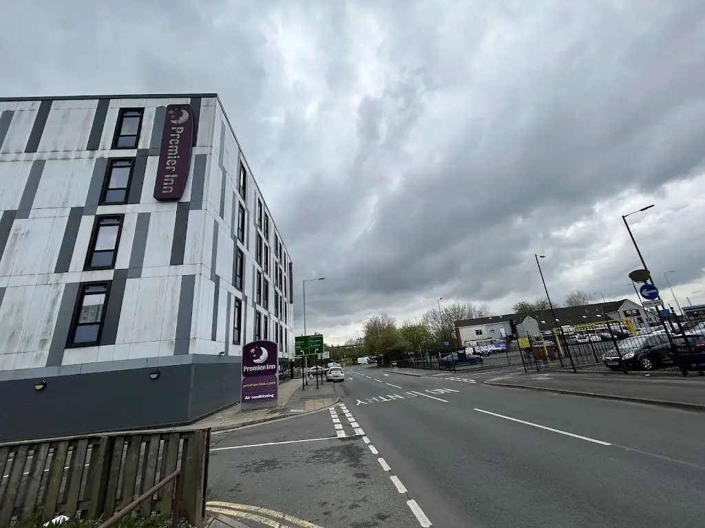 John Maslen_Premier Inn Wigan Town Centre hotel_Glazebury_review