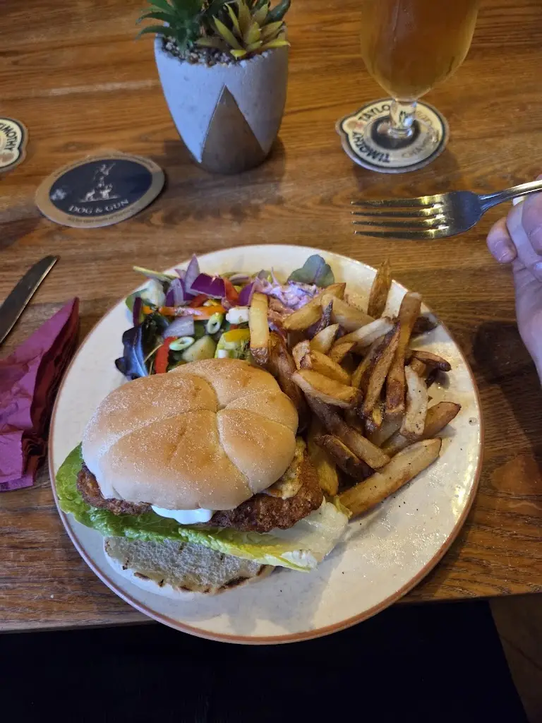 Harry Stezaker_Dog & Gun_Glusburn_review