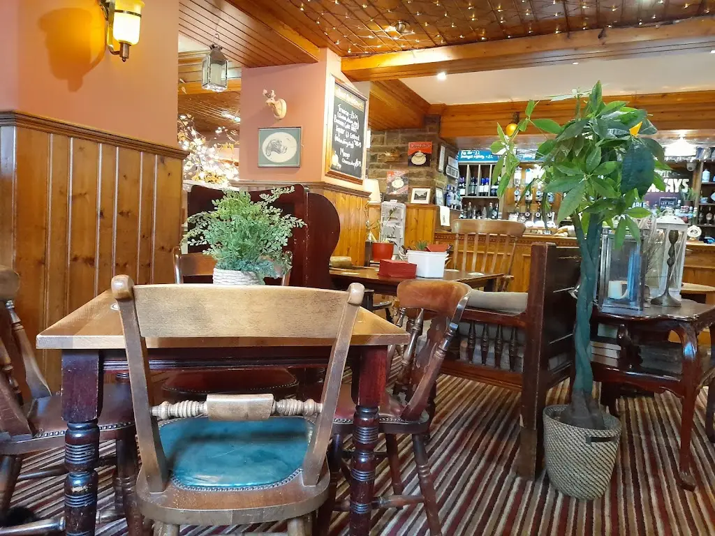 Dog & Gun_Glusburn_slider_image_3