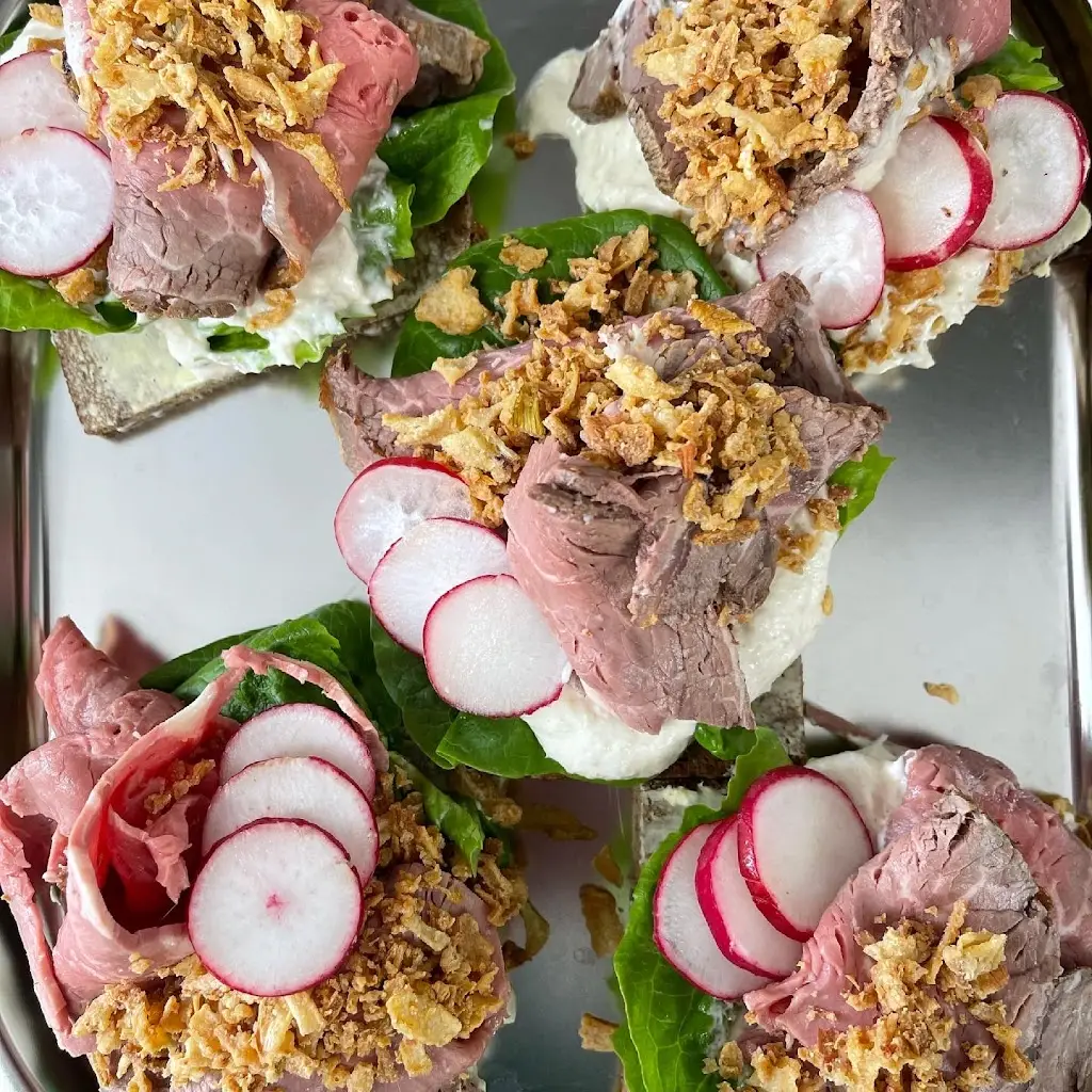 Willow Tree Farm Shop & Cafe_Glemsford_slider_image_2