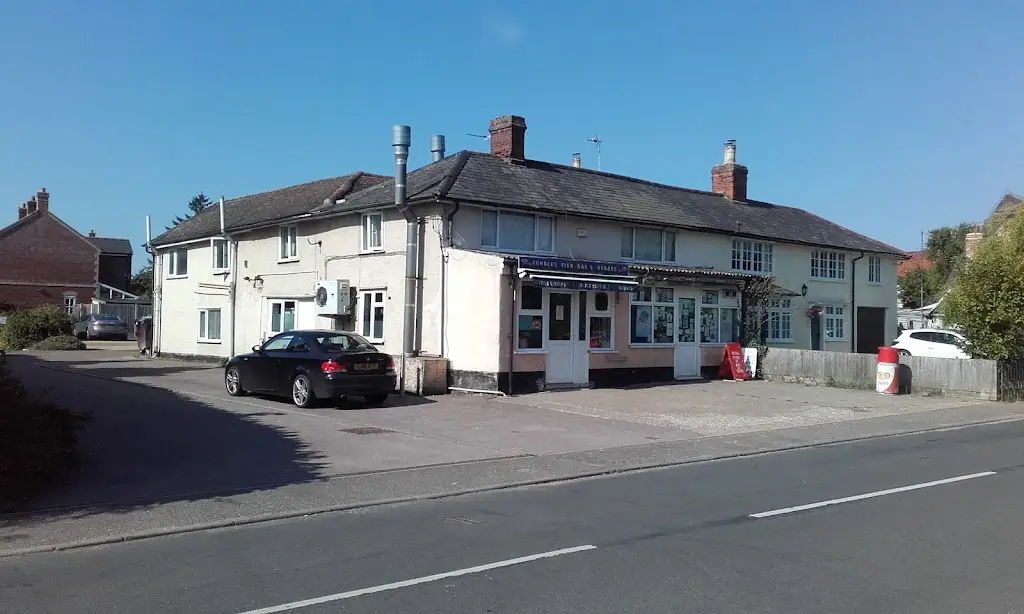Rumbles Chip Shop_Glemsford_slider_image_3