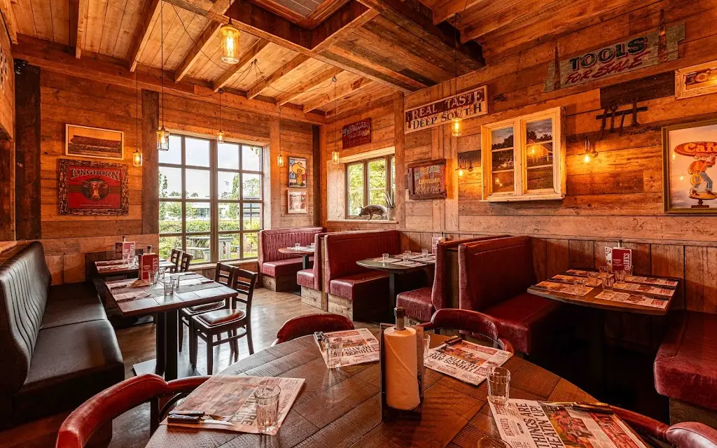 Hickory's Smokehouse Gloucester restaurant in Gloucestershire