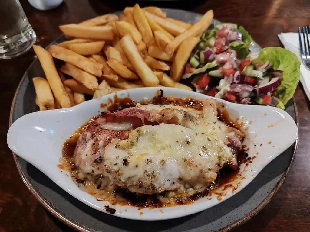 Melissa Cullingford-King_The Plough_Galgate_review