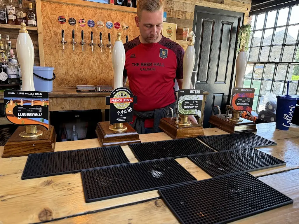 Mark Nicholson_The Beer Hall - Galgate_Galgate_recensione