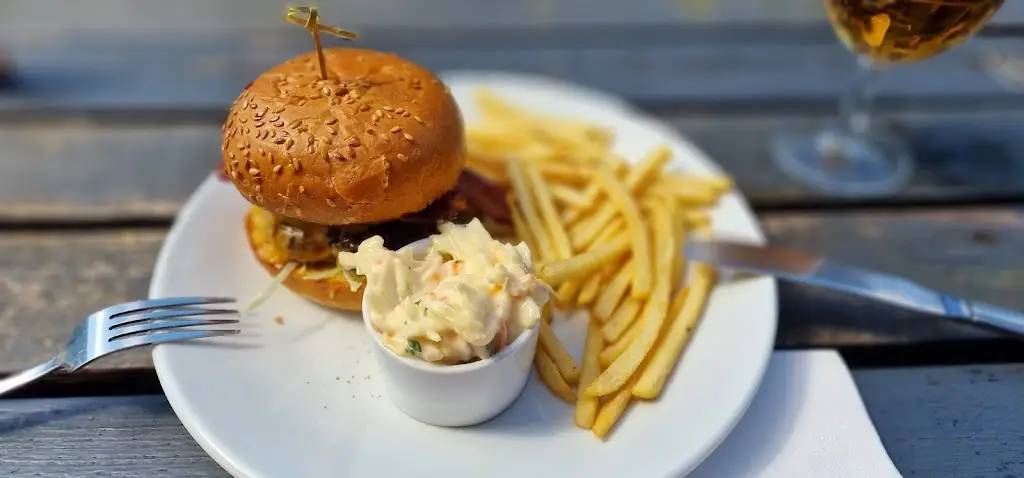 Menu_The White Cross_Galgate_image_8