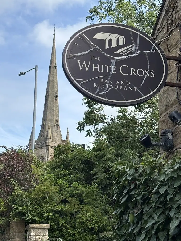 Richard MacLaren_The White Cross_Galgate_review