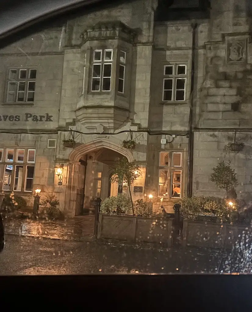 Johnny_Greaves Park_Galgate_recensione