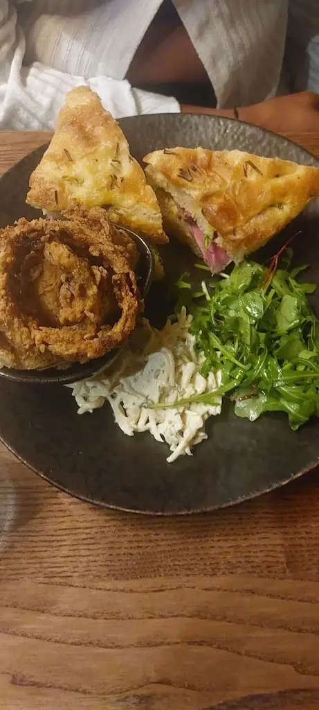 Agatha Prevost_Merchants 1688_Galgate_review