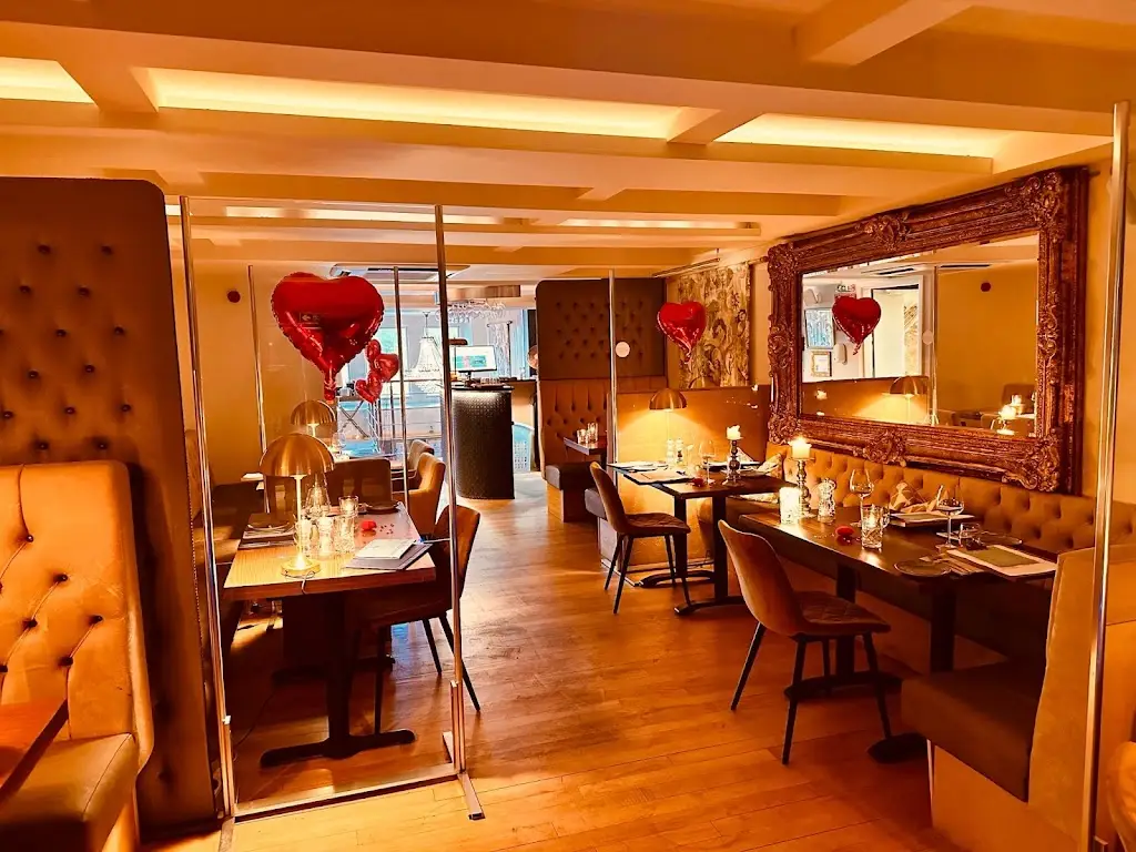 Quite Simply French - Restaurant with Rooms restaurant in Galgate