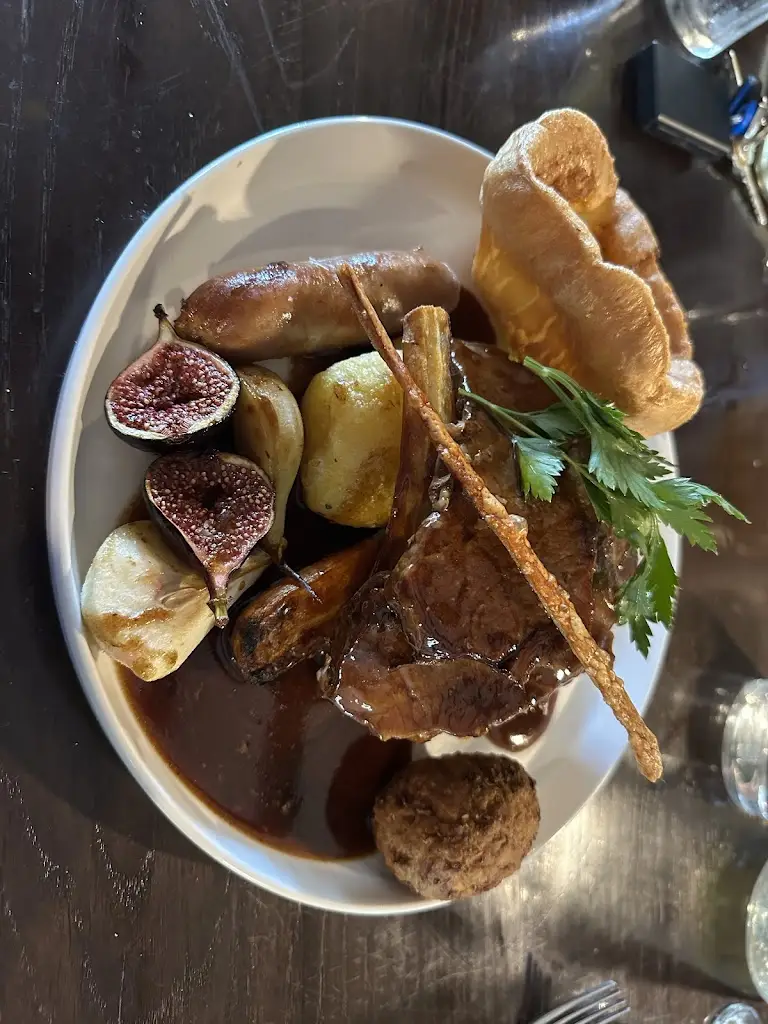 Dayyv M_The Acorn_Gnosall_review