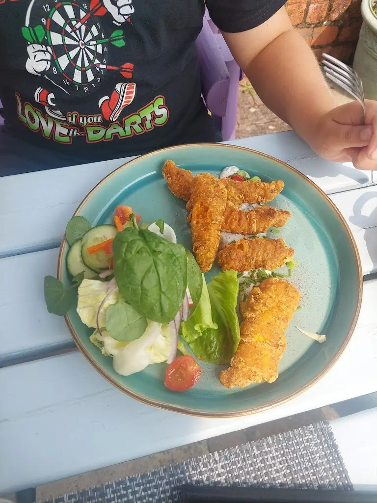 Rebecca Owen_The Bear Hotel_Alcester_review