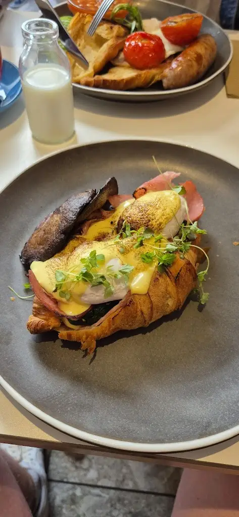 Matt Tipping_Cook & Baker_Godshill_review