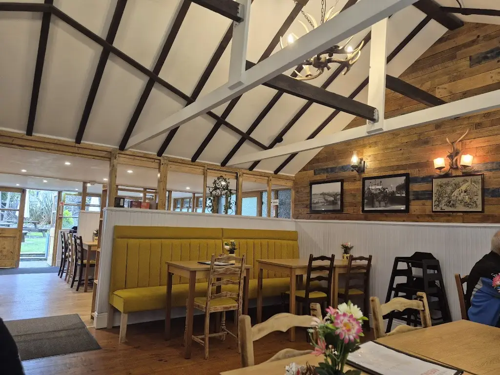 Old World Tea Rooms_Godshill_slider_image_2